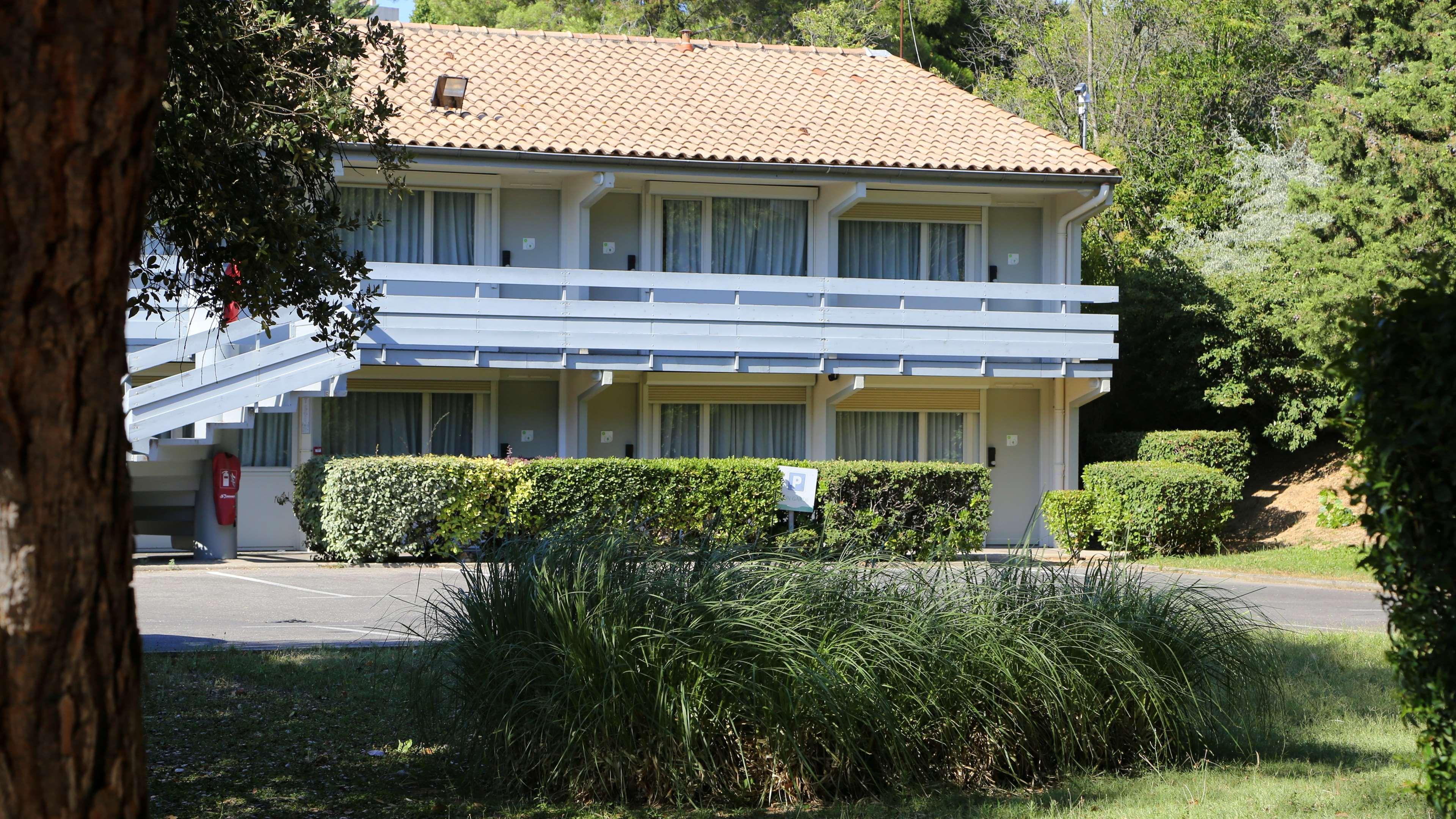 מלון אקס-אן-פרובאנס Campanile Aix En Provence Ouest Jas-De-Bouffan מראה חיצוני תמונה