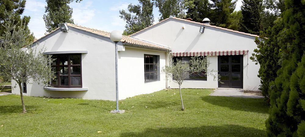 מלון אקס-אן-פרובאנס Campanile Aix En Provence Ouest Jas-De-Bouffan מראה חיצוני תמונה